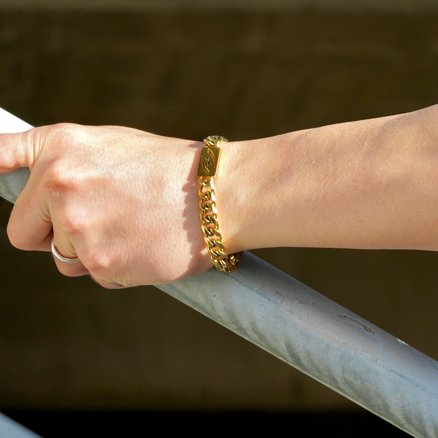 Airplane Mode Bracelet (Gold)