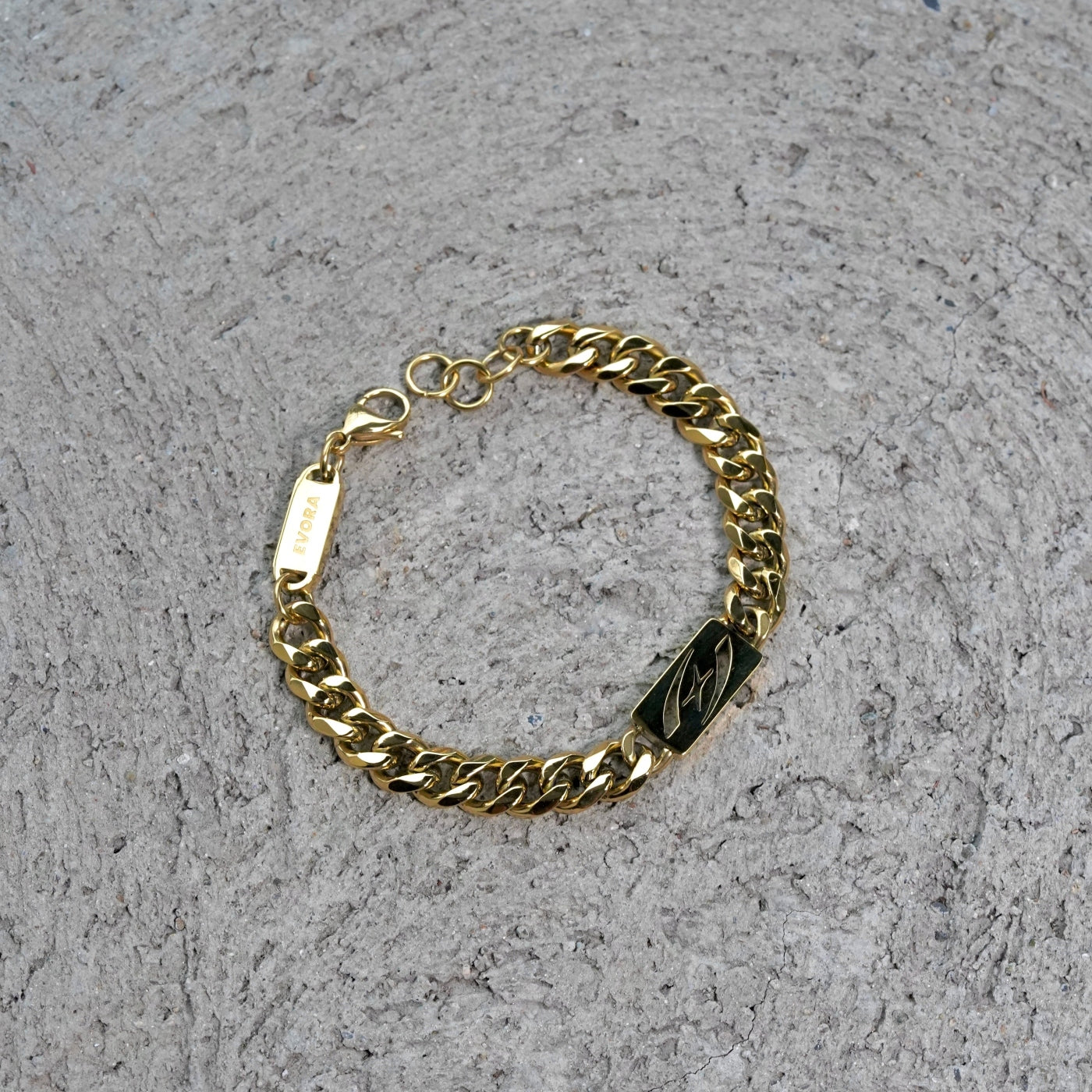 Airplane Mode Bracelet (Gold)